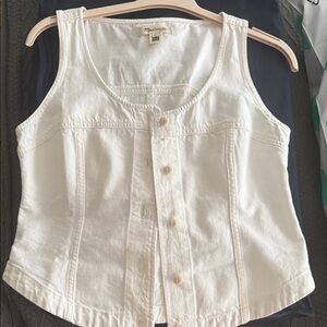 Madewell Women's Cream Sleeveless Button-Down Blouse